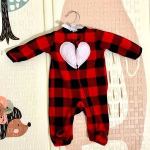 Newborn Christmas clothes